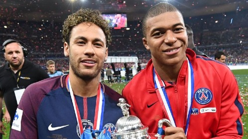 Neymar và Mbappe cần gây ấn tượng ở Champions League bởi các danh hiệu ở nước Pháp không có nhiều giá trị khi PSG quá mạnh so với phần còn lại. Ảnh: AFP.