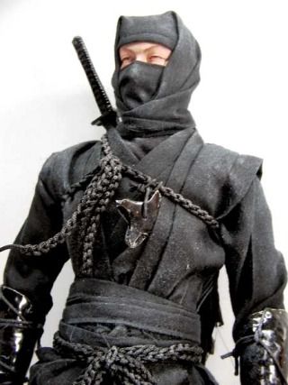 5 Điểm Khác Biệt Thú Vị Giữa Samurai Và Ninja - Tân Việt - Võ Phục và Dụng Cụ Võ Thuật